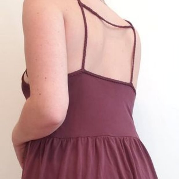 Burgundy Flowy Tank - Picture 3 of 3